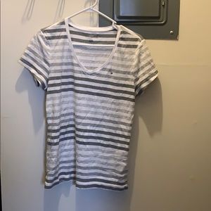 V-neck tee